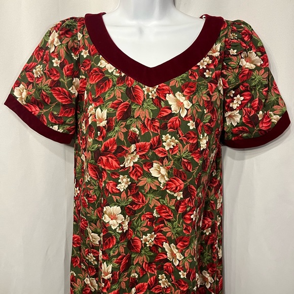 Gorgeous Floral T&L MuuMuu Factory Dress Size 7/8 - Picture 5 of 13